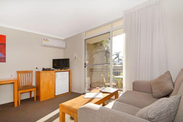 Mandurah Motel And Apartments Exterior photo
