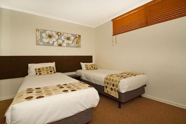 Mandurah Motel And Apartments Room photo